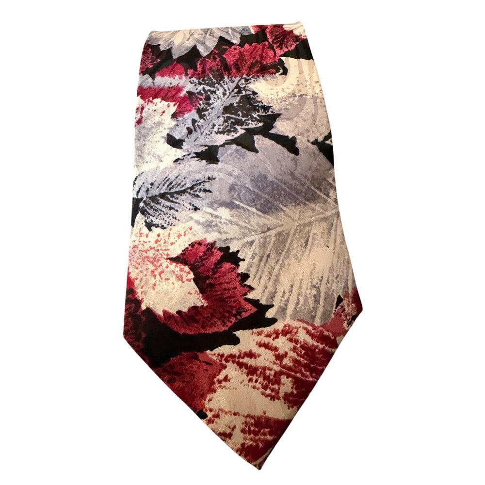 Nicole Miller Silk Tie Abstract Floral Red Gray Black Hand Made Necktie